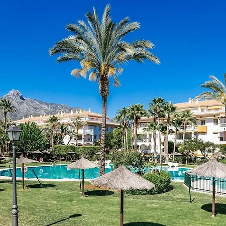 Апартаменты Friends & Family Well Presented Located In La Dama De Noche *