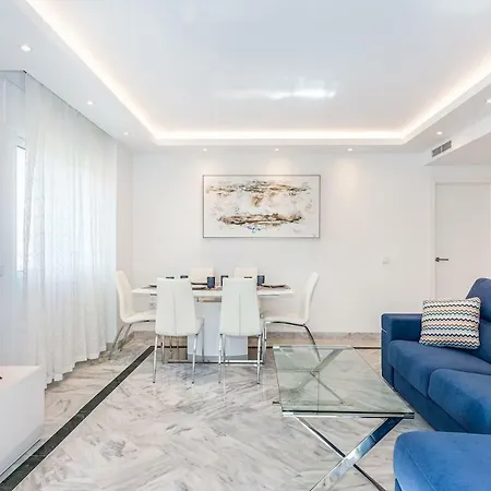 Friends & Family Well Presented Located In La Dama De Noche Апартаменты *